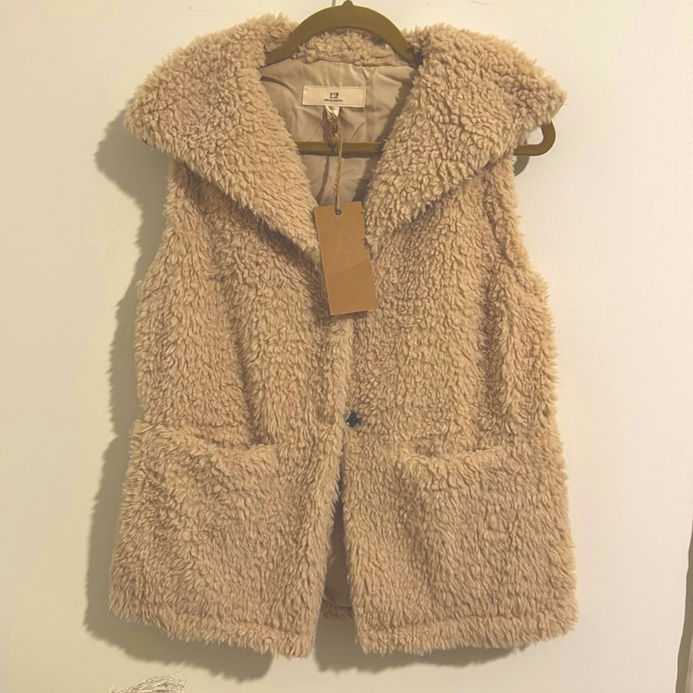 NWT! Thread & Supply Sherpa Vest!  Sz. Small
